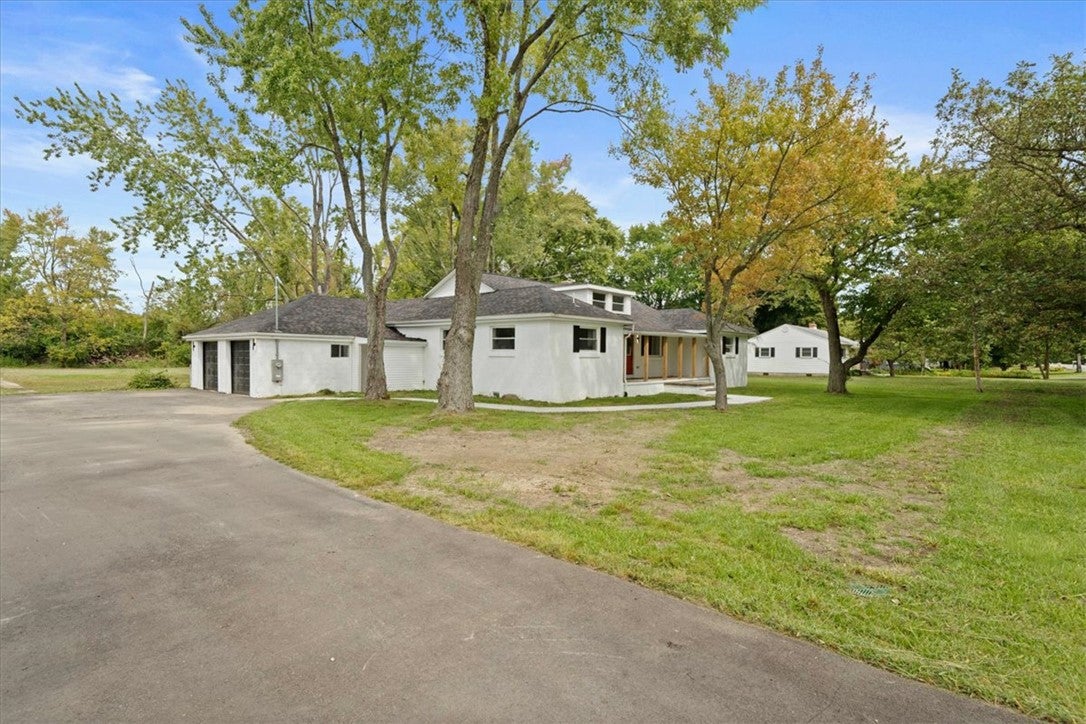 420 W Frederick Garland Road