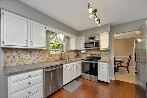 Photo of 6261 Lindsey Court, Liberty Twp, OH 45044 (MLS # 959062)