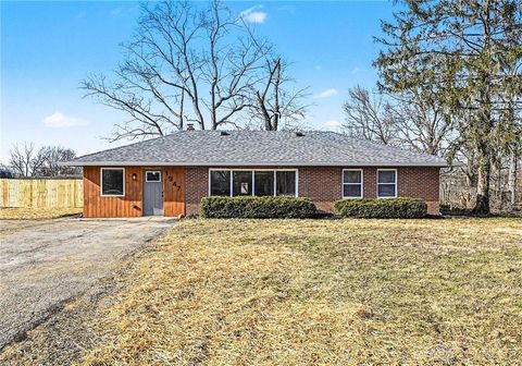 Photo of 1947 Forestdale Avenue, Beavercreek, OH 45432 (MLS # 950882)