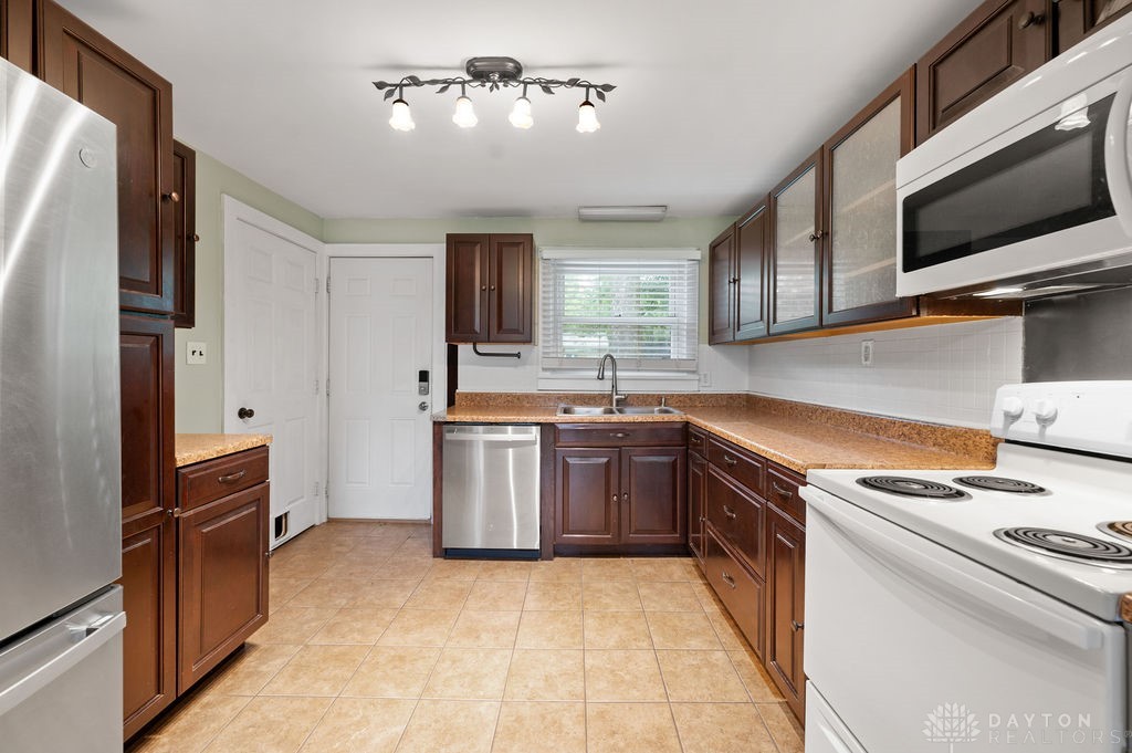 2012 Winton Street, Middletown, Ohio image 18