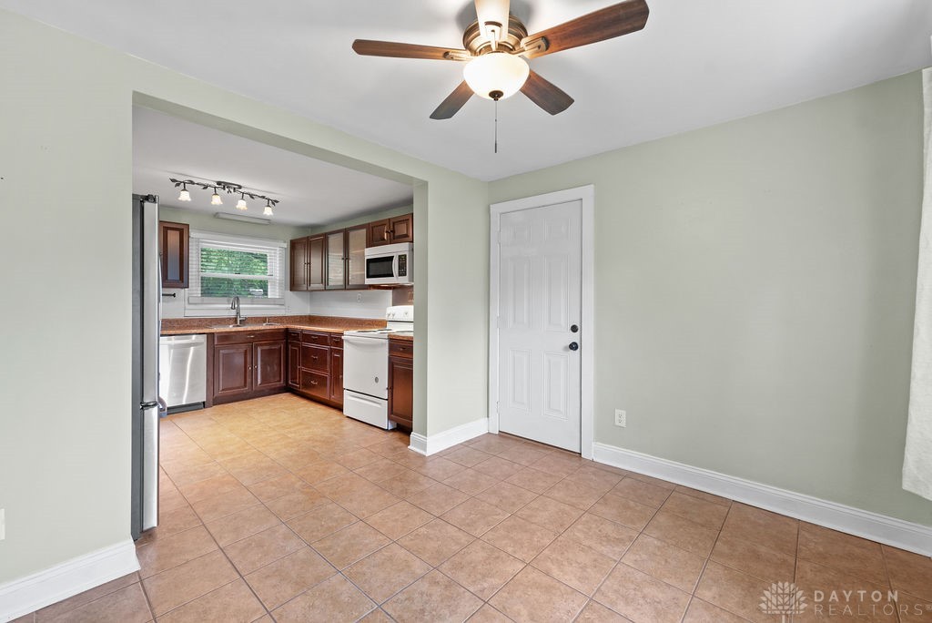 2012 Winton Street, Middletown, Ohio image 10