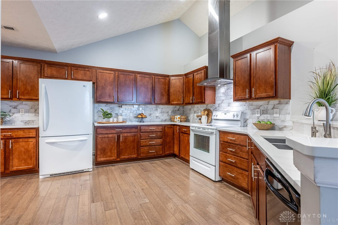 683 Sagamon Drive, Beavercreek, Ohio image 15
