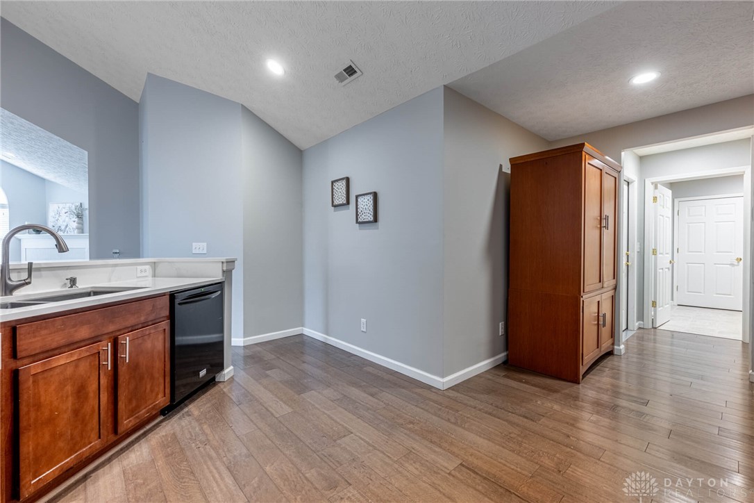683 Sagamon Drive, Beavercreek, Ohio image 13