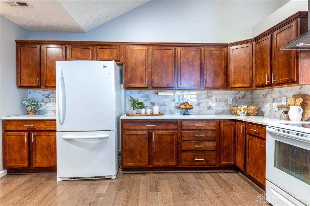 683 Sagamon Drive, Beavercreek, Ohio image 14
