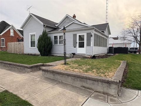 Photo of 406 S Main Street, Arcanum, OH 45304 (MLS # 956938)