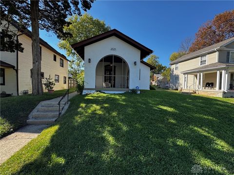 Tiny photo for 1529 N Euclid Avenue, Dayton, OH 45406 (MLS # 945537)