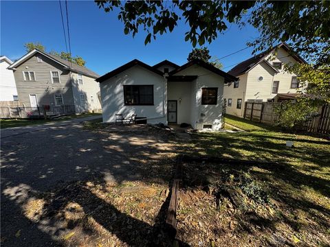 Tiny photo for 1529 N Euclid Avenue, Dayton, OH 45406 (MLS # 945537)