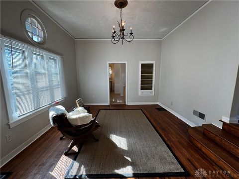 Tiny photo for 1529 N Euclid Avenue, Dayton, OH 45406 (MLS # 945537)