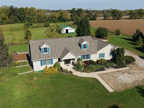 Photo of 2262 Grieves Road, Xenia, OH 45385 (MLS # 968041)