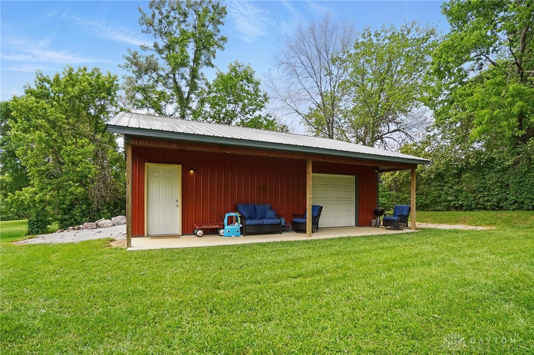 8227 S Brown School Road, Vandalia, Ohio image 38