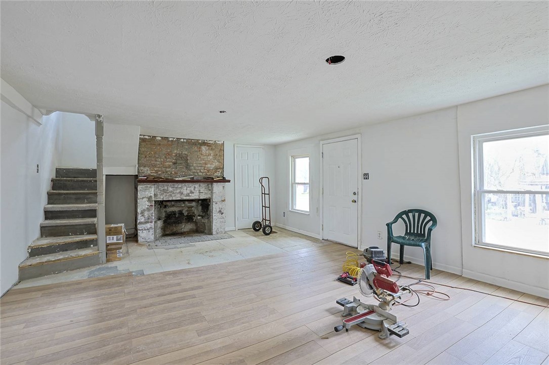 410 N Mechanic Street