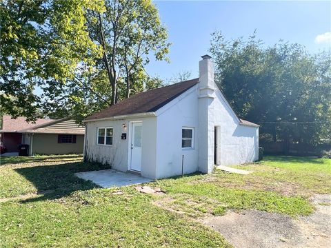 Photo of 1328 Willowdale Avenue, Dayton, OH 45429 (MLS # 945572)