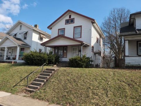 Photo of 128 E Parkwood Drive, Dayton, OH 45405 (MLS # 955435)