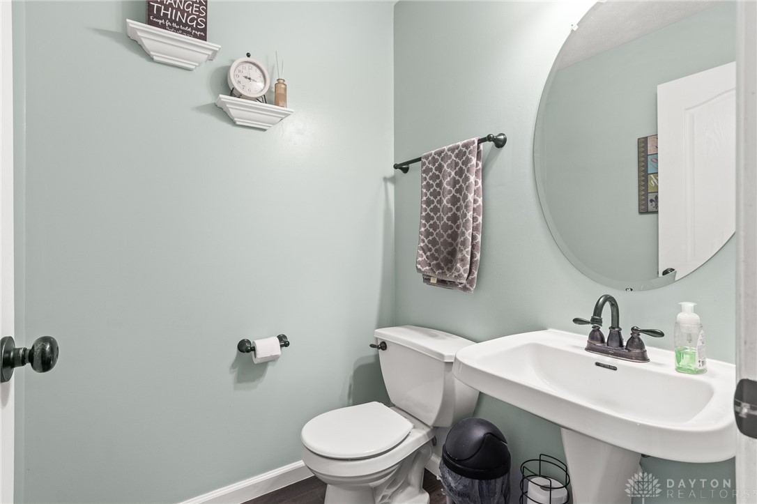 2755 Huntington Drive, Troy, Ohio image 40