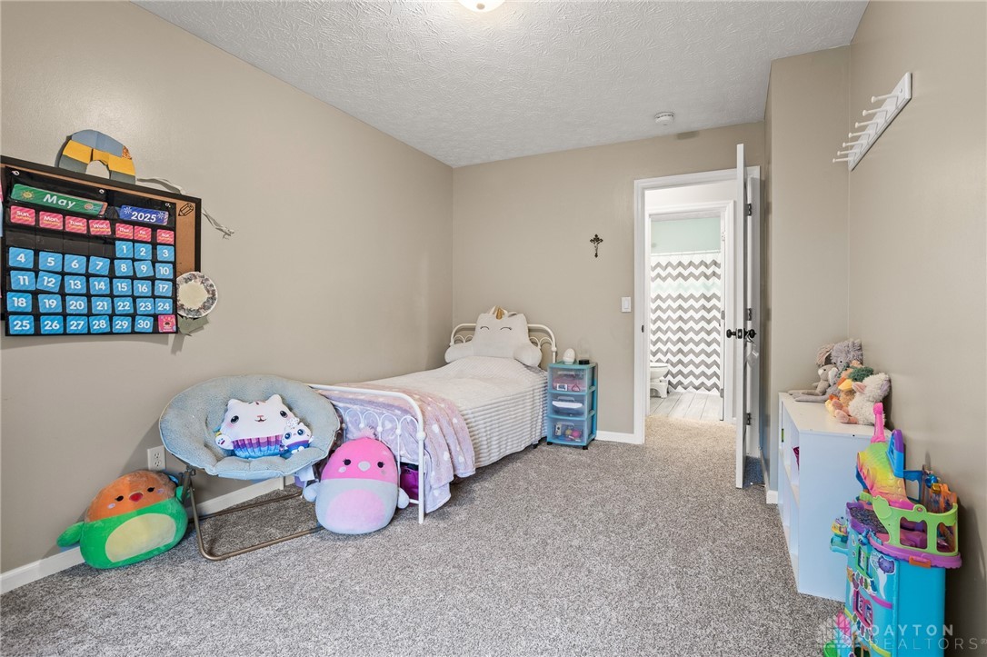 2755 Huntington Drive, Troy, Ohio image 33