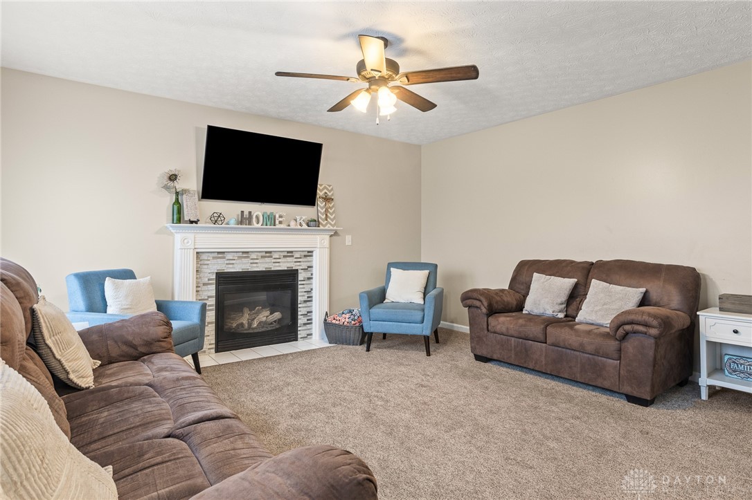 2755 Huntington Drive, Troy, Ohio image 22