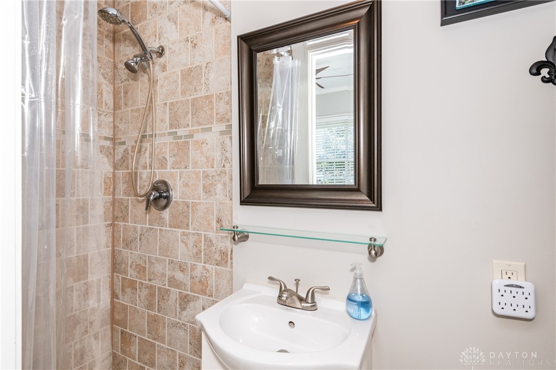 20 Oak Knoll Drive, Oakwood, Ohio image 33
