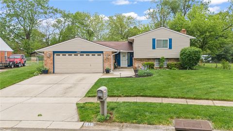 Homes For Sale - 5457 Woodgate Drive<br/> Dayton, OH 45424