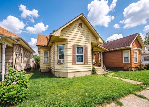 Homes For Sale - 1013 Auburn Street<br/> Middletown, OH 45042