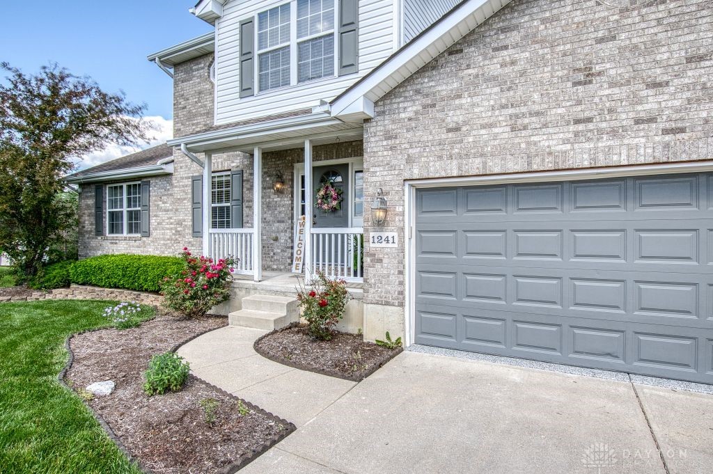 1241 Heather Renee Court, Miamisburg, Ohio image 3
