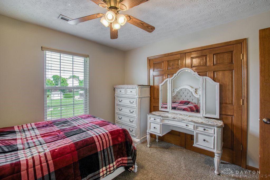 1241 Heather Renee Court, Miamisburg, Ohio image 33