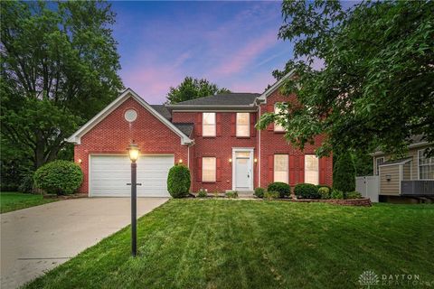 Photo of 9607 Olde Georgetown Way, Centerville, OH 45458 (MLS # 939356)