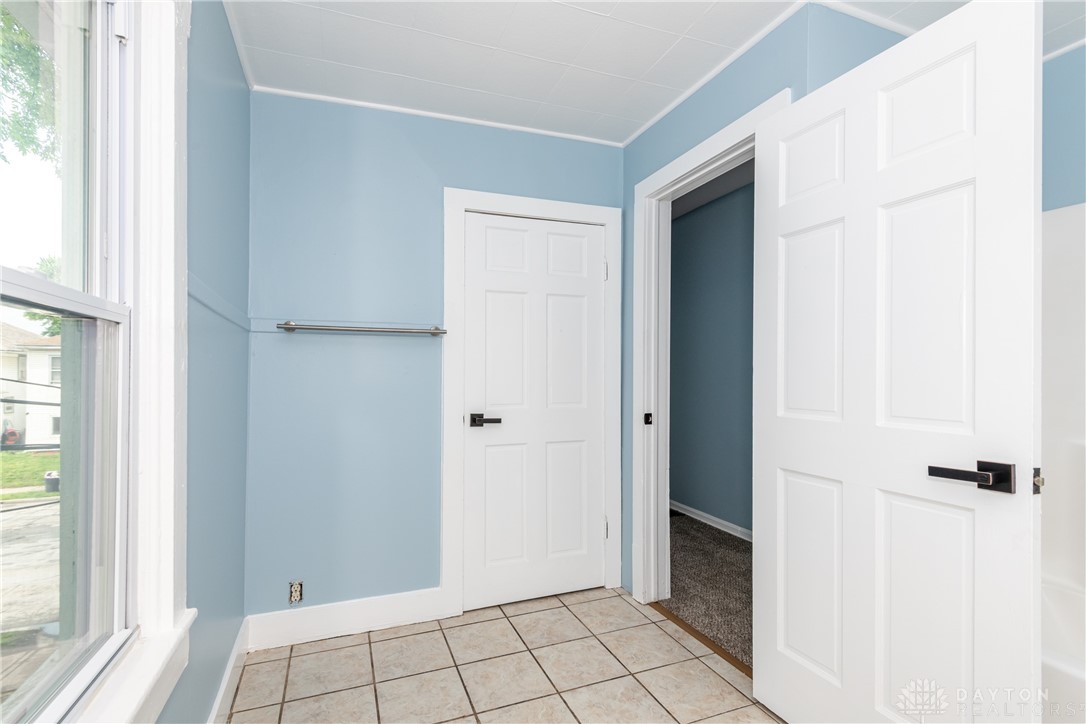 1015 Maiden Lane, Springfield, Ohio image 33
