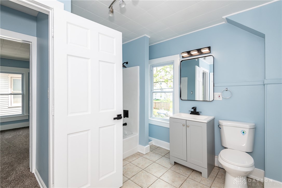 1015 Maiden Lane, Springfield, Ohio image 31