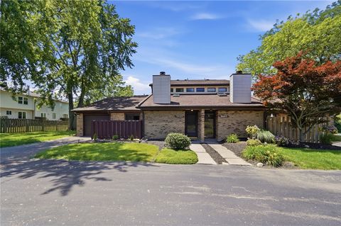 Condo For Sale - 9669 Wild Ginger Way<br/> Montgomery County, Miamisburg, OH 45342