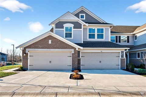 Photo of 85 Pebble Brook Place, Springboro, OH 45066 (MLS # 953946)