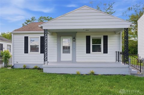 Photo of 1659 Pell Drive, Dayton, OH 45410 (MLS # 957688)
