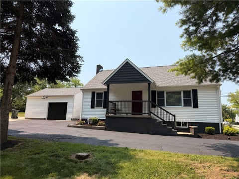 Homes For Sale - 514 W Wenger Road<br/> Montgomery County, Englewood, OH 45322