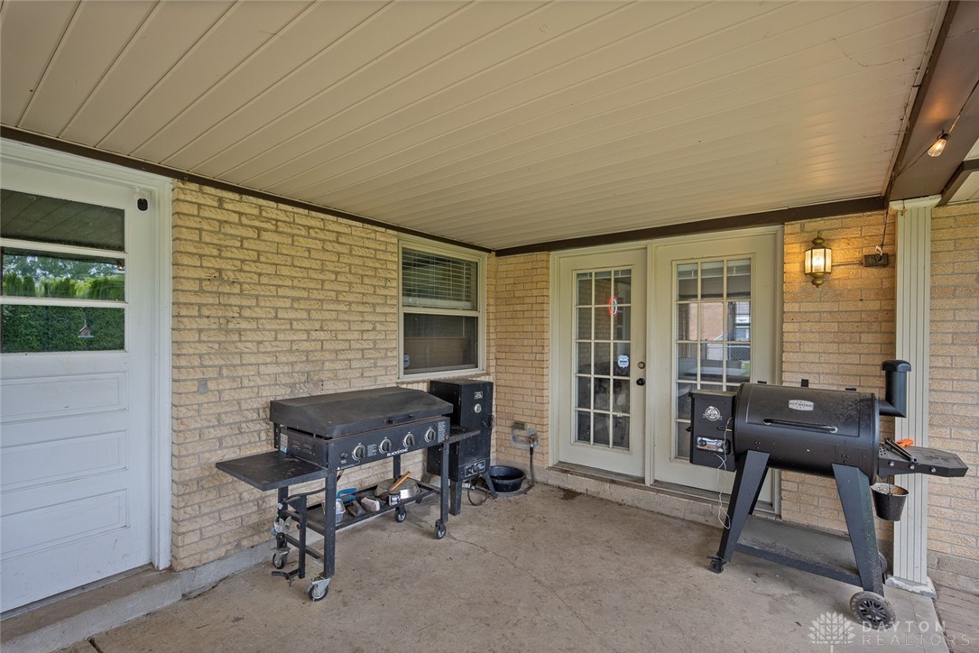2732 Mohican Avenue, Kettering, Ohio image 38