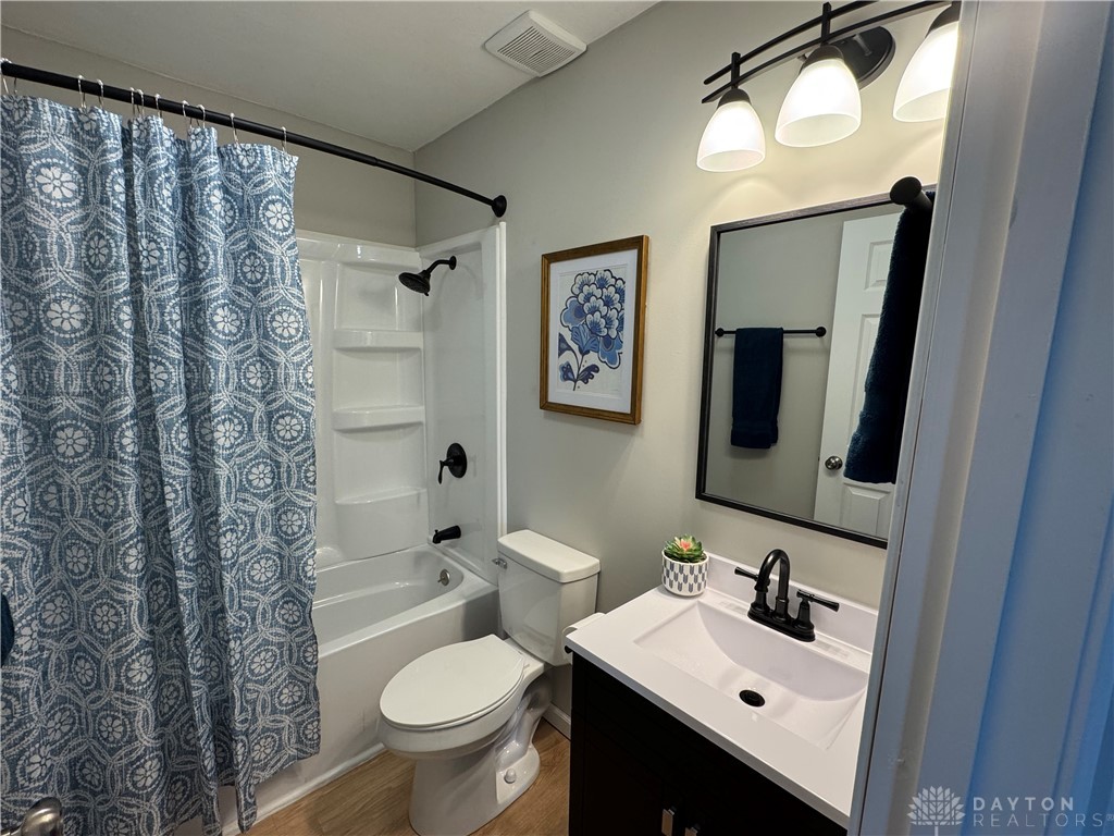 424 Willow Drive, Eaton, Ohio image 9