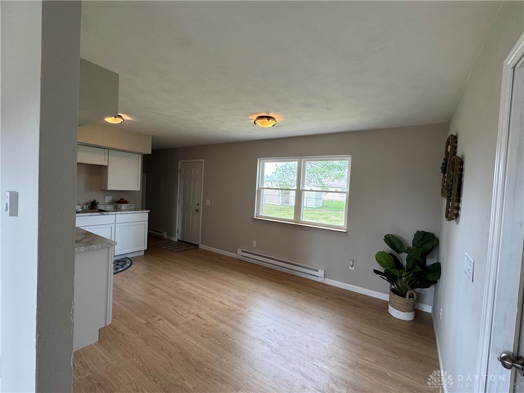 424 Willow Drive, Eaton, Ohio image 3