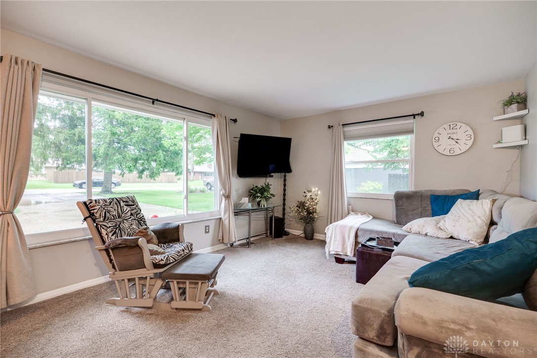 3503 Knollwood Drive, Beavercreek, Ohio image 10