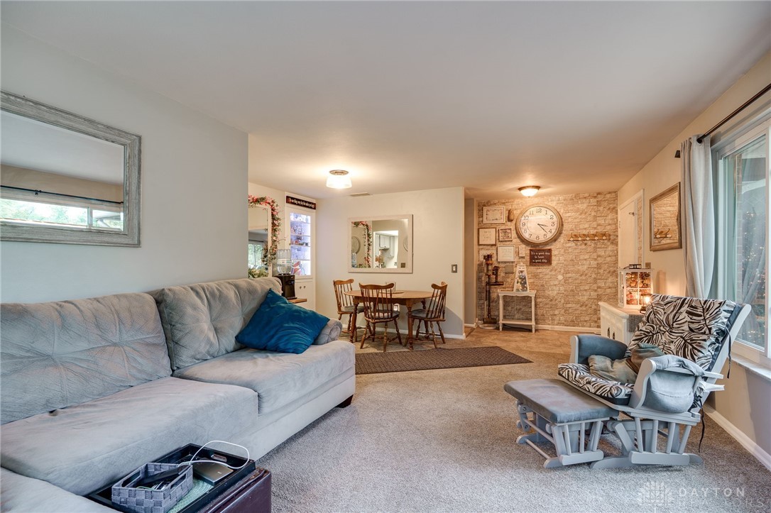 3503 Knollwood Drive, Beavercreek, Ohio image 12