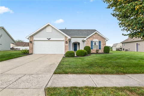Homes For Sale - 512 Lambert Drive<br/> Piqua, OH 45356