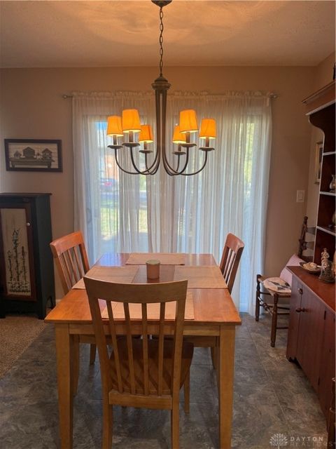 Tiny photo for 1943 Washington South Drive, Dayton, OH 45458 (MLS # 946178)