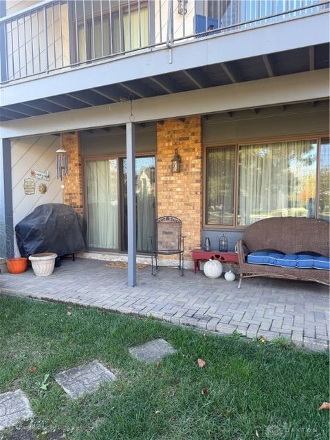 Tiny photo for 1943 Washington South Drive, Dayton, OH 45458 (MLS # 946178)