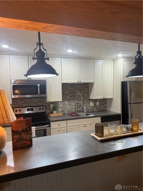 Tiny photo for 1943 Washington South Drive, Dayton, OH 45458 (MLS # 946178)