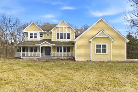 Photo of 2644 Center Creek Circle, Spring Valley, OH 45370 (MLS # 952373)