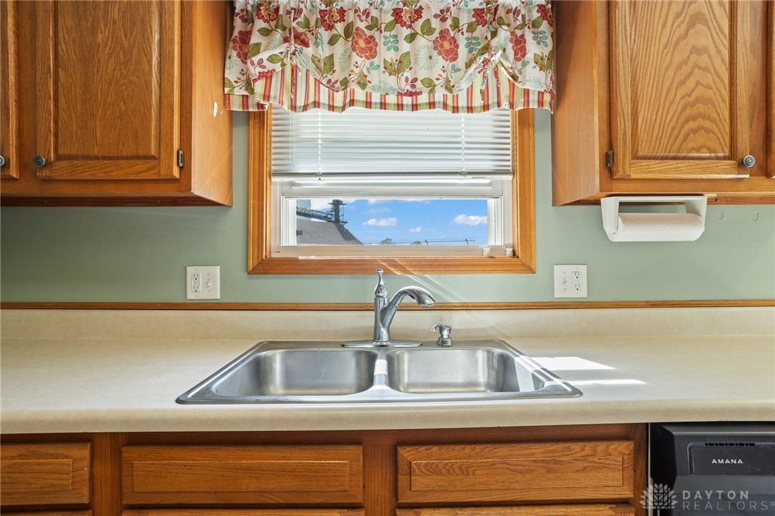 415 Debra Drive, Botkins, Ohio image 15