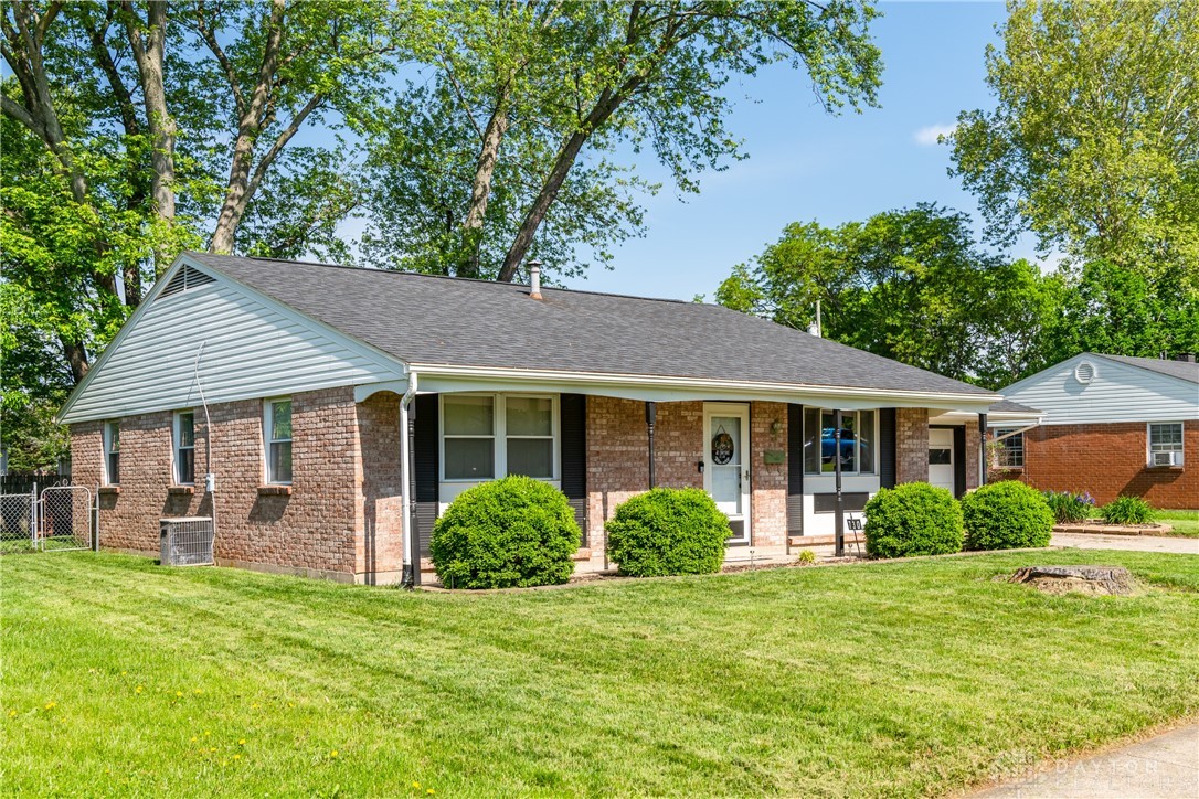 730 Maplecrest Drive, Troy, Ohio image 5