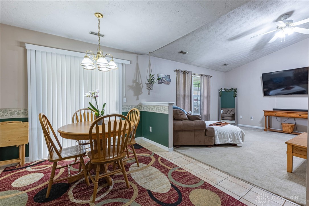 82 Choctaw Circle, Franklin, Ohio image 7