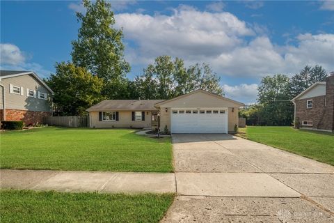 Photo of 2816 Corlington Drive, Dayton, OH 45440 (MLS # 944057)