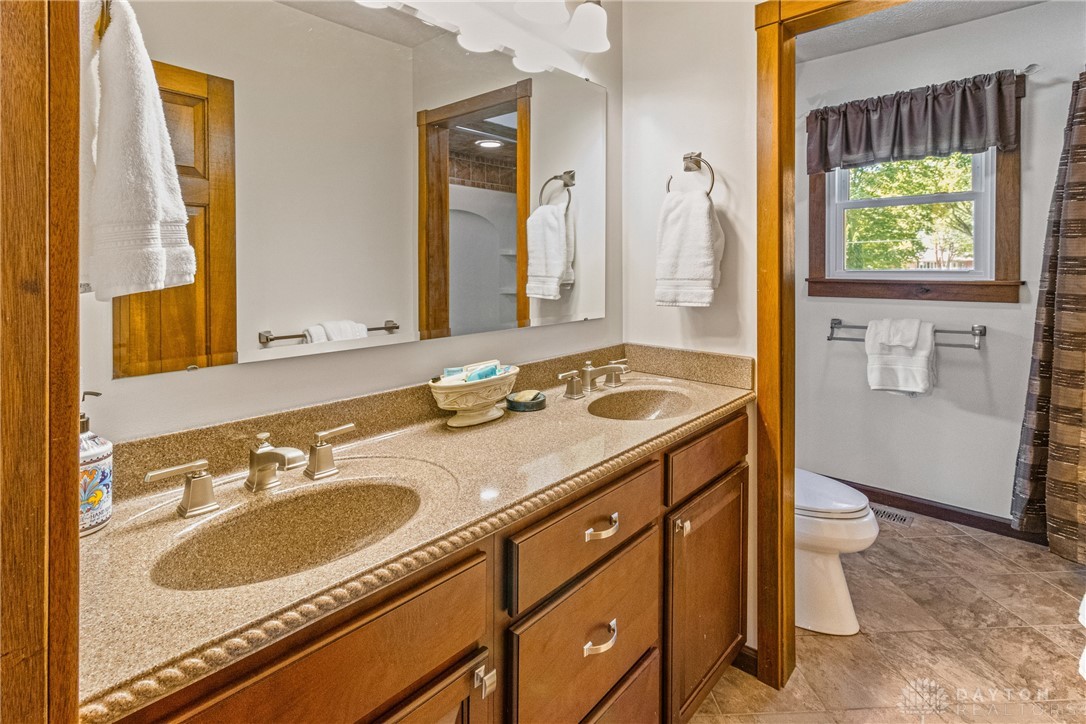 New Jasper Twp, Ohio 45335, United States, 4 Bedrooms Bedrooms, ,3 BathroomsBathrooms,Residential,Active,220233