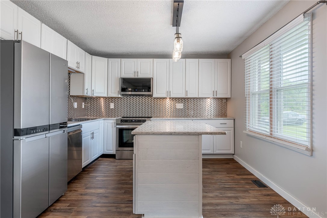8763 Greenbush Road, Camden, Ohio image 10