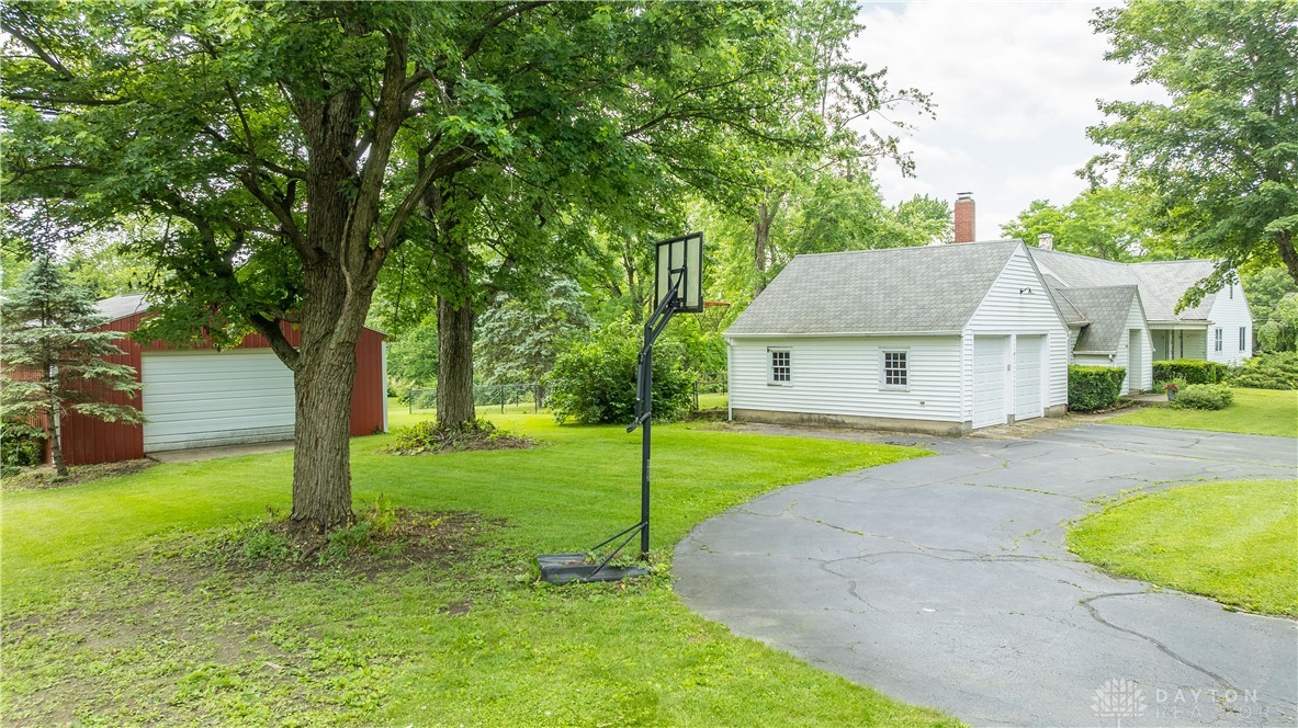 3950 W Gingham Fred Road, Tipp City, Ohio image 4