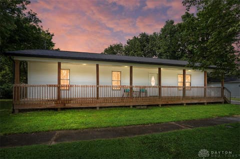 Photo of 106 Central Avenue, Blanchester, OH 45107 (MLS # 967077)